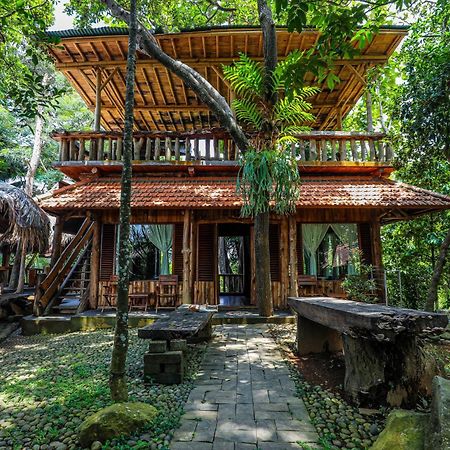 Hotel Omunity Bali Singaraja Exterior foto