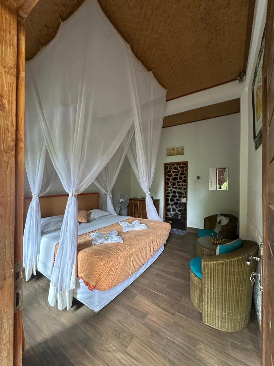 Hotel Omunity Bali Singaraja Exterior foto