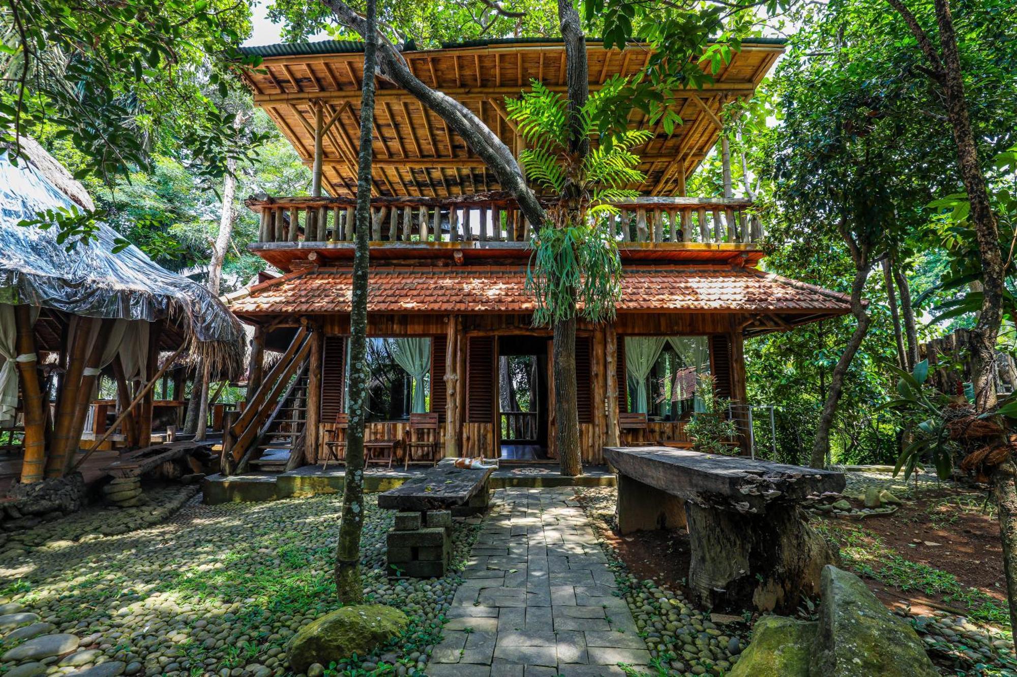 Hotel Omunity Bali Singaraja Exterior foto