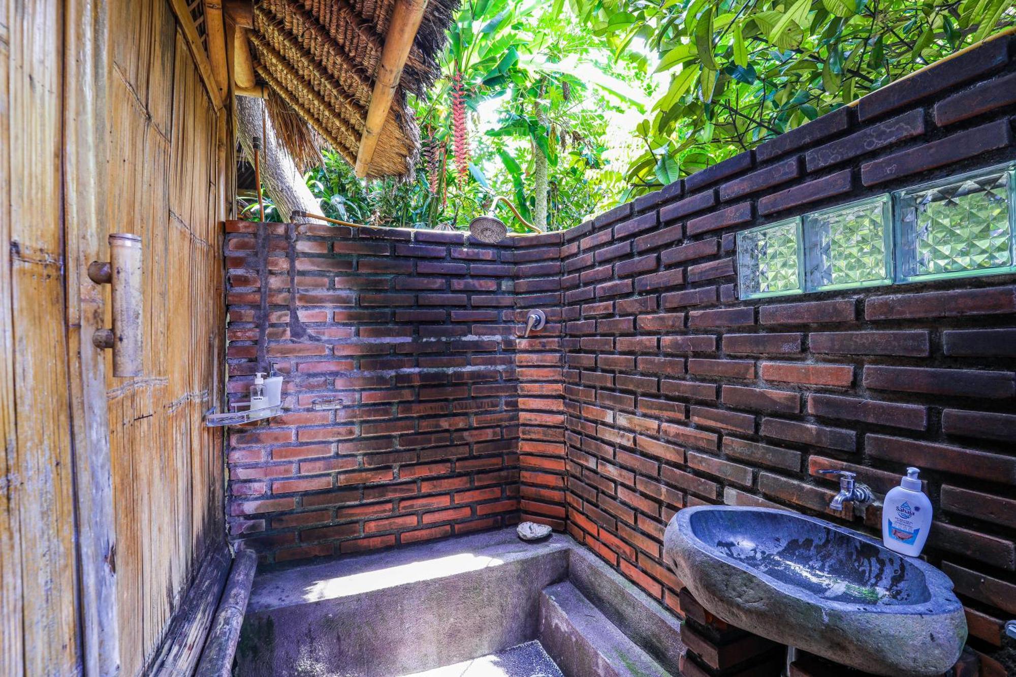 Hotel Omunity Bali Singaraja Exterior foto