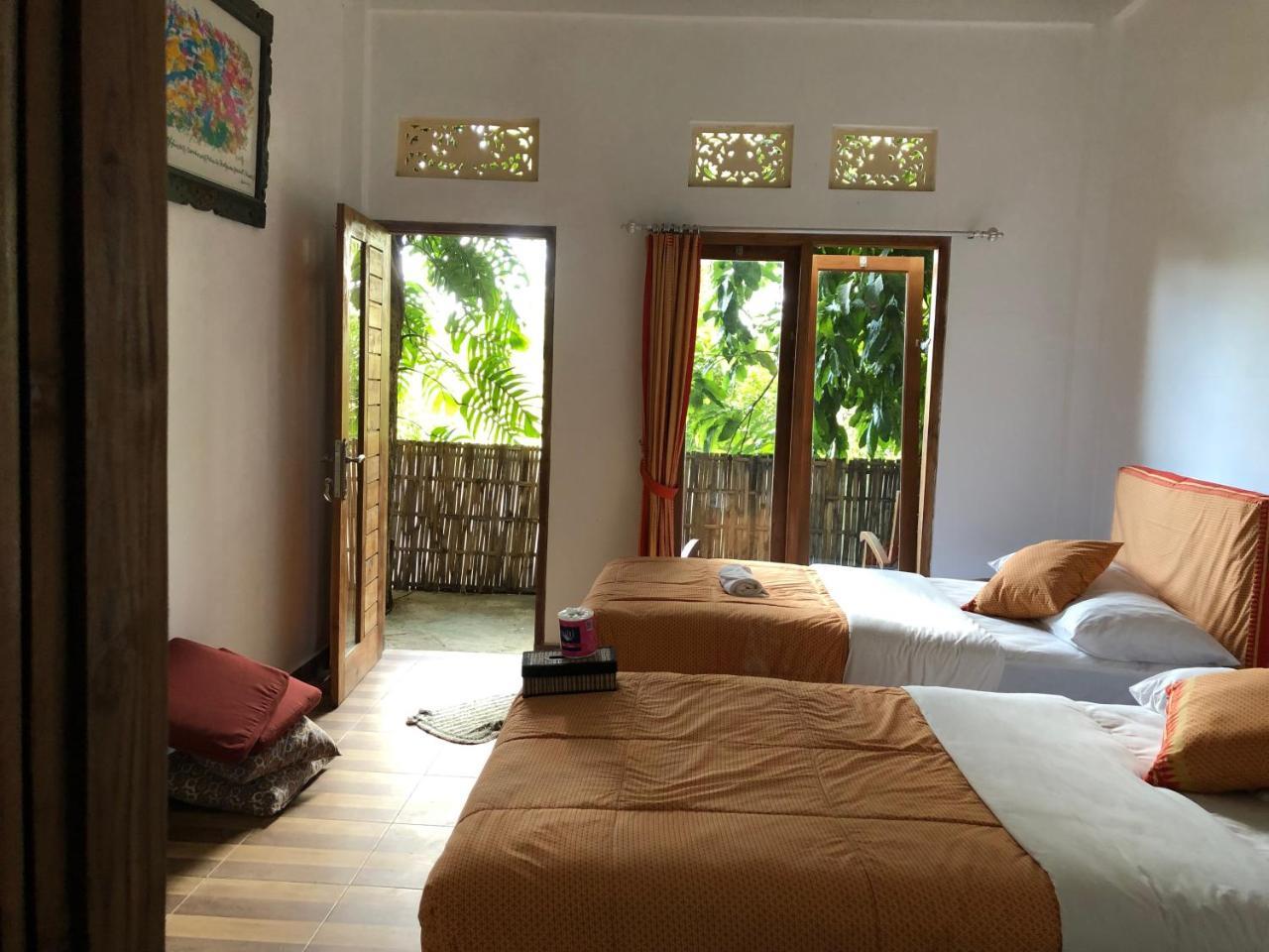 Hotel Omunity Bali Singaraja Exterior foto
